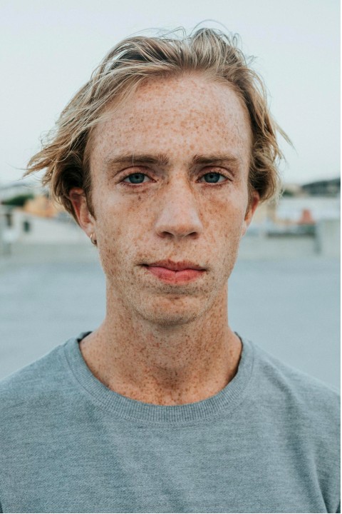 Broker face